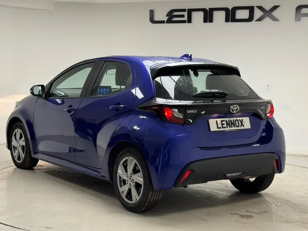 Used Toyota Yaris Hybrid 2024 Blue Hatchback