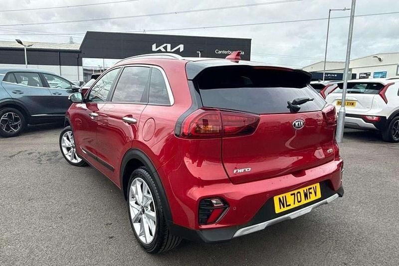 Used Kia Niro 141 HP (103 kW) 2021 Red SUV