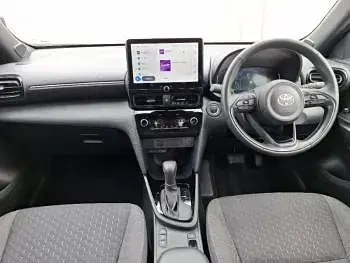 Used Toyota Yaris Hybrid Design 116 HP (85 kW) 2025 White Estate