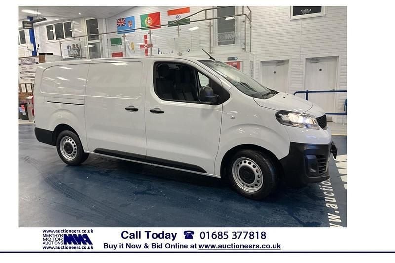 Used Fiat Scudo 145 HP (106 kW) 2022 White Van