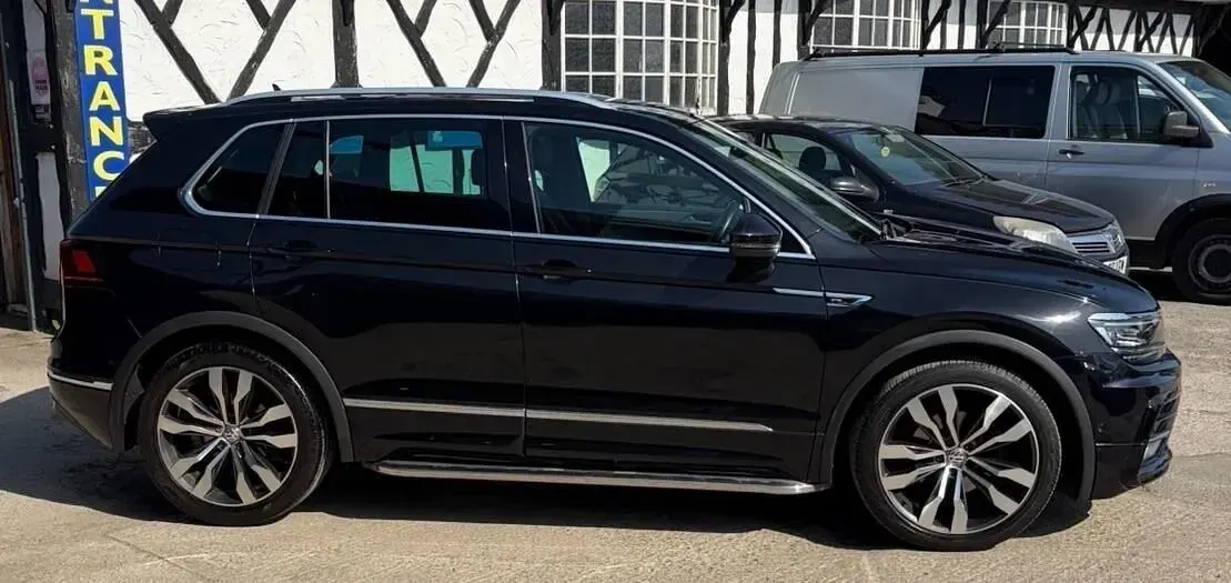 Usado VW Tiguan R-line 150 HP (110 kW) 2019 Preto SUV