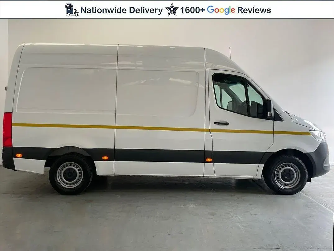 Used Mercedes Sprinter Progressive 150 HP (110 kW) 2023 White Van