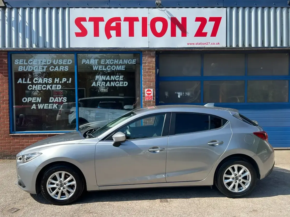 Used Mazda 3 165 HP (121 kW) 2014 Silver Hatchback