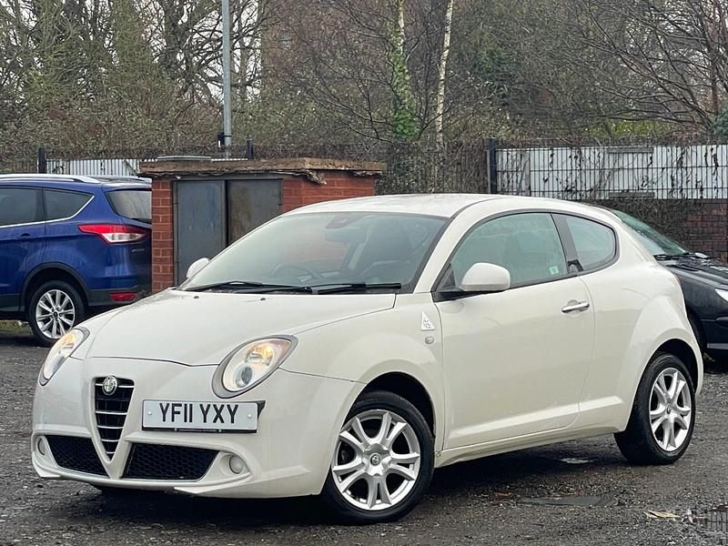 Used Alfa Romeo MiTo Sprint 2011 White Hatchback