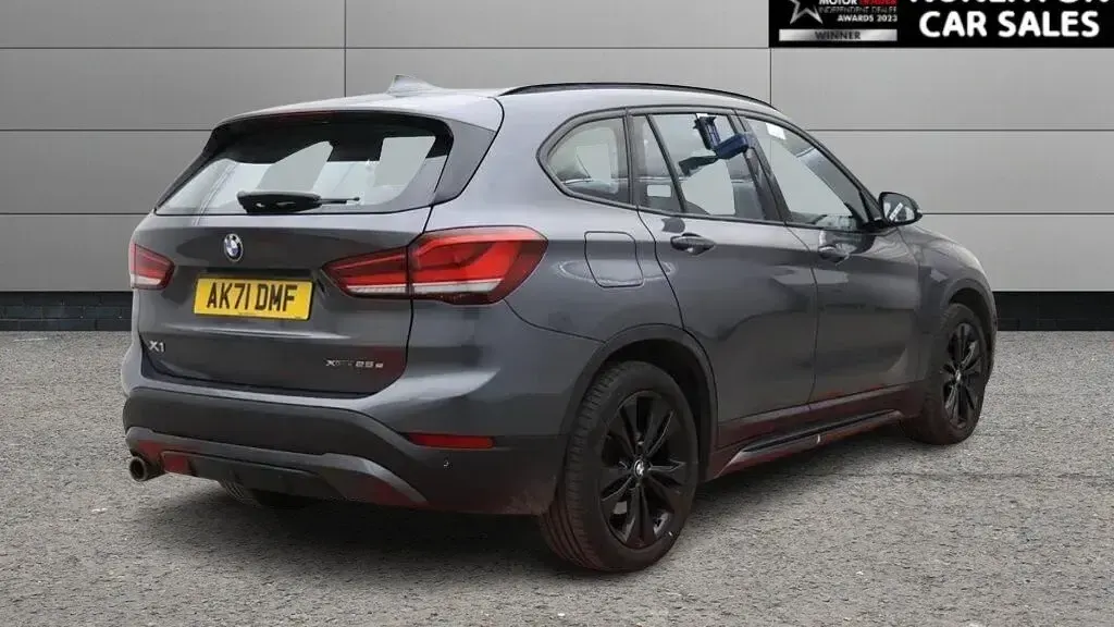 Used BMW X1 Sport Line 216 HP (158 kW) 2021 Grey SUV