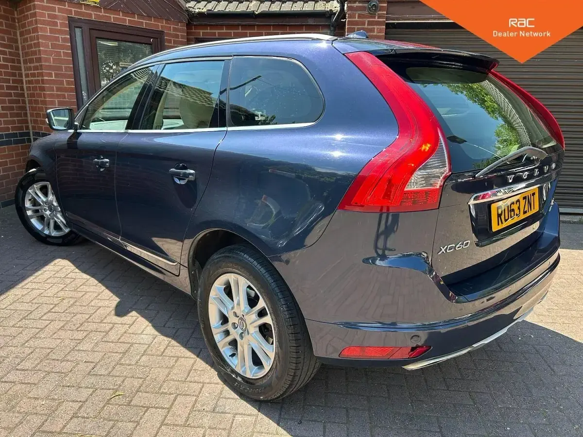 Used Volvo XC60 SE Lux 2013 Blue SUV