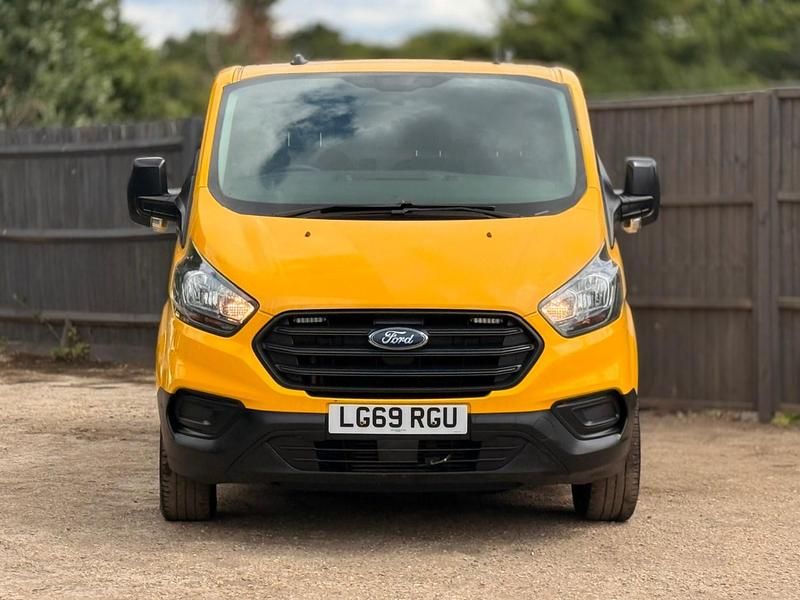 Yellow Used 2019 Ford Transit Custom Van | £4,995 - Image 1/4
