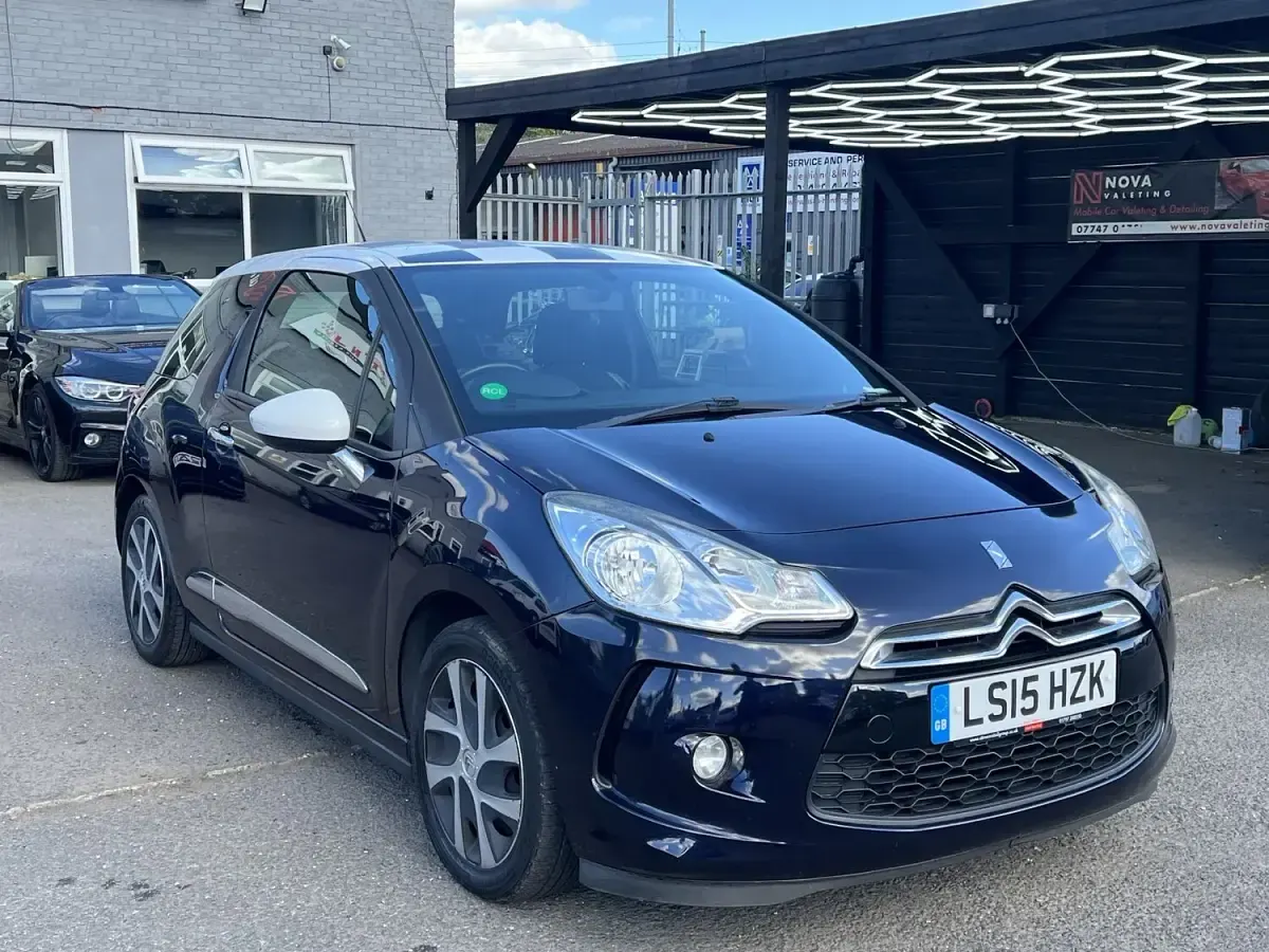 Used Citroën DS3 2015 Blue Hatchback