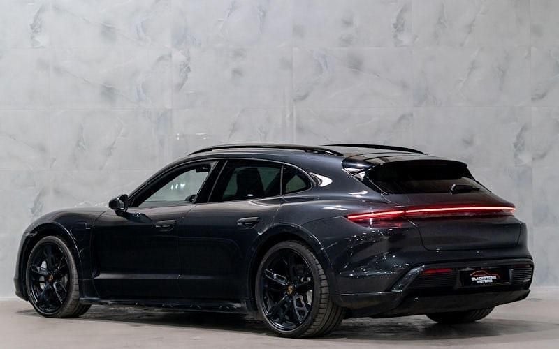 Used Porsche Taycan Cross Turismo 350 kW (476 HP) 2023 Estate