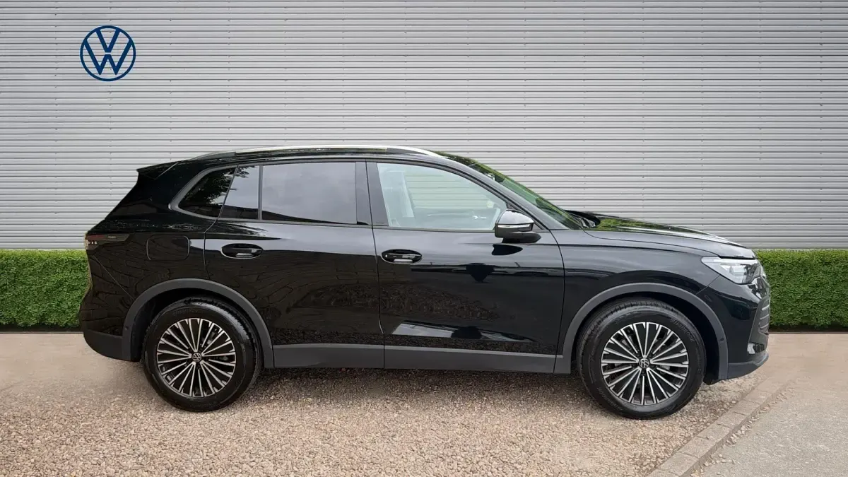 Used VW Tiguan Match 131 HP (96 kW) 2025 Black SUV