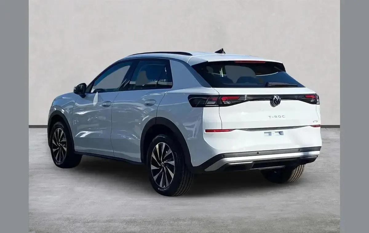 New VW T-Roc Life 147 HP (108 kW) 2025 Other SUV
