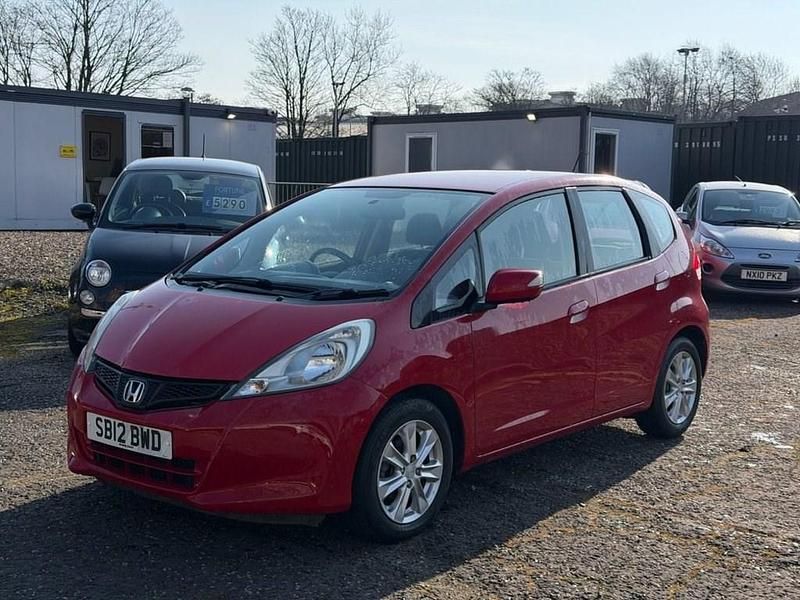 Used Honda Jazz ES 99 HP (72 kW) 2012 Red Hatchback