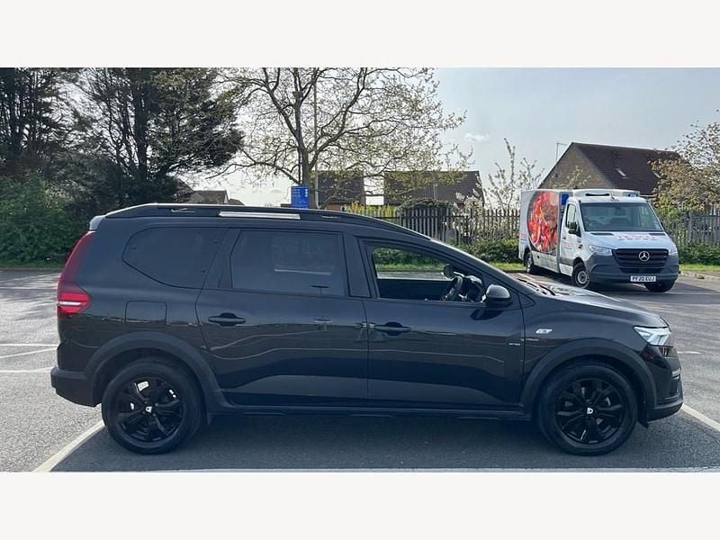 Used Dacia Jogger Extreme 2022 Black MPV