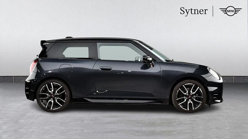 Used Mini Cooper SE Hatch 158 kW (215 HP) 2024 Grey Hatchback