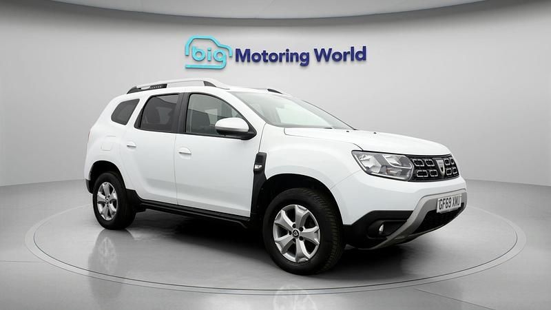 Used 2019 Dacia Duster Comfort SUV | £8,600 (Fair price) - Image 1/4