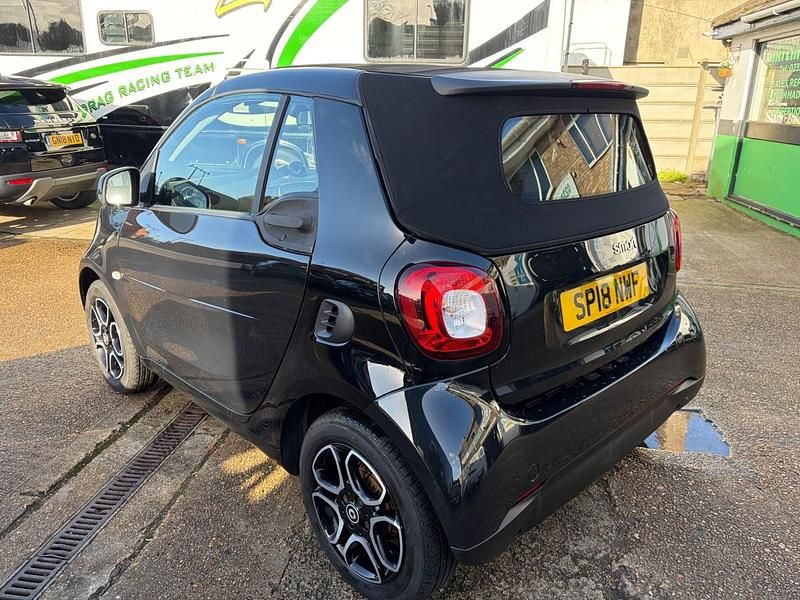 Used Smart ForTwo Cabrio Prime 71 HP (52 kW) 2018 Black Cabriolet