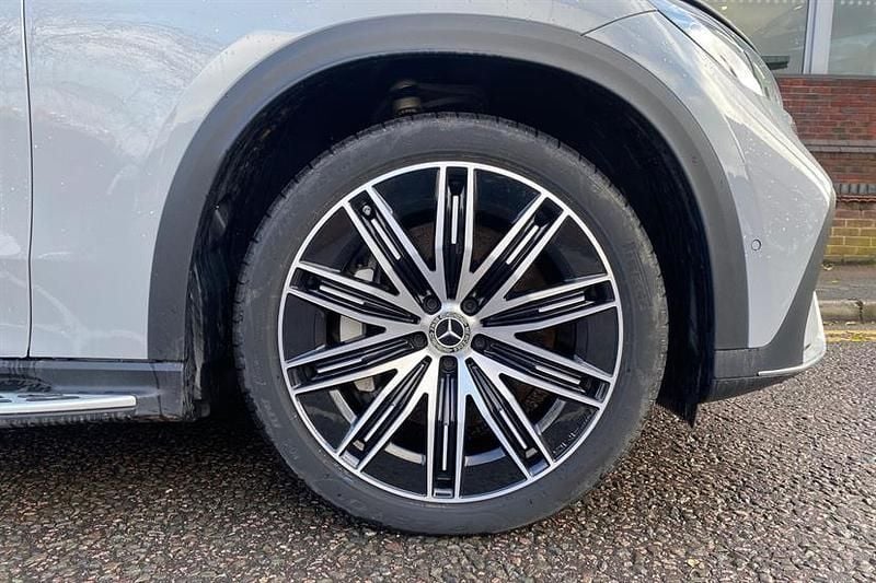 Used Mercedes EQE350 AMG line 214 kW (292 HP) 2024 Manufaktur alpine grey Estate