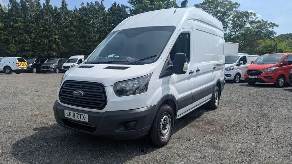Used Ford Transit 130 HP (95 kW) 2018 White Van