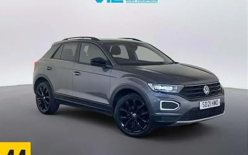 Usado VW T-Roc Black Edition 110 HP (80 kW) 2021 SUV