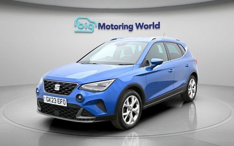 Used Seat Arona FR 110 HP (80 kW) 2023 Blue SUV