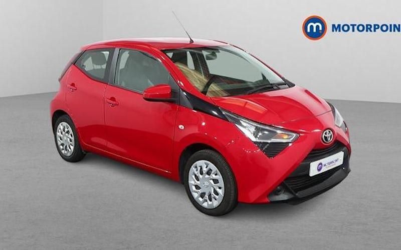 Red Used 2019 Toyota Aygo X-play Hatchback | £7,799 (Good price) - Image 1/3