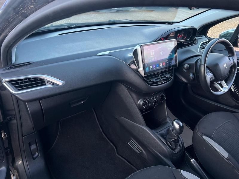 Used Peugeot 208 Style 2015 Grey Hatchback