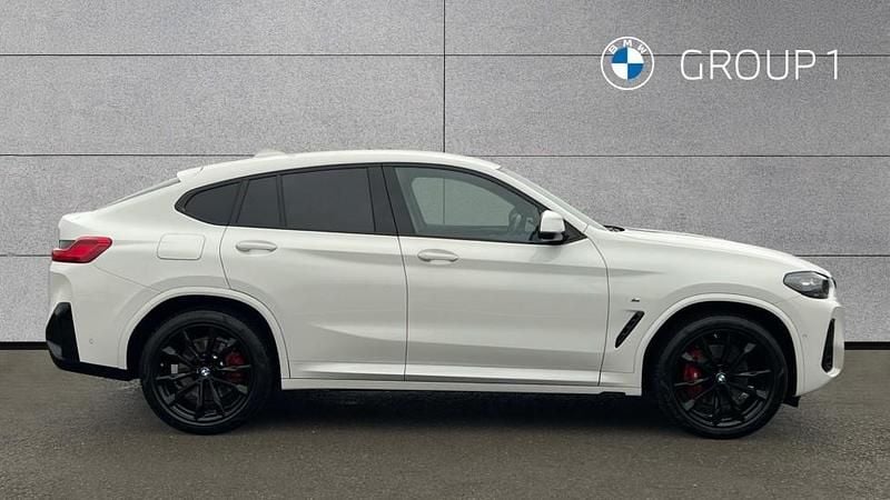 Used BMW X4 M Sport 190 HP (139 kW) 2023 White SUV