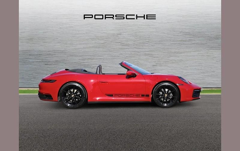 Used Porsche 911 379 HP (278 kW) 2023 Red Cabriolet