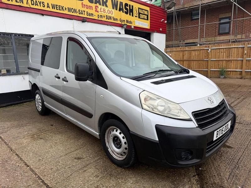 Used Peugeot Expert 128 HP (94 kW) 2015 Silver Van