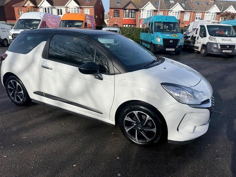 Used DS Automobiles DS3 Elegance 2017 White Hatchback