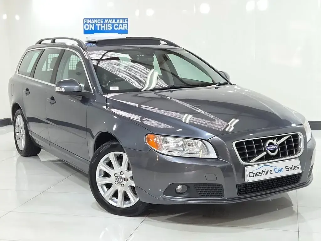 Used Volvo V70 SE 163 HP (119 kW) 2010 Grey Estate