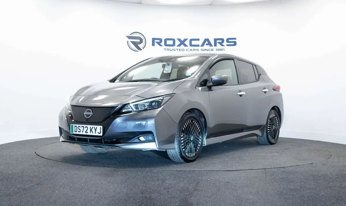 Used Nissan Leaf N-Connecta 110 kW (150 HP) 2022 Grey Hatchback
