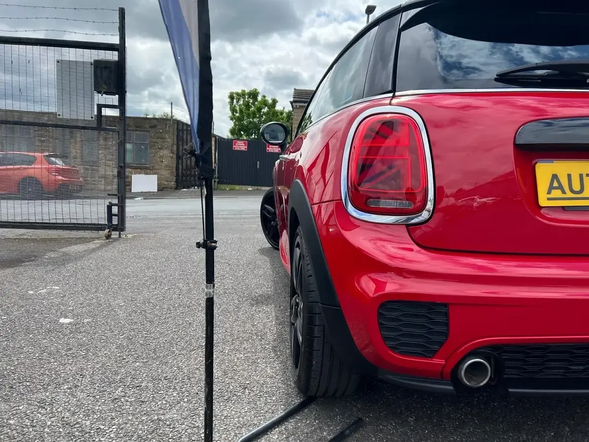 Used Mini Cooper D Hatch 2018 Red Hatchback