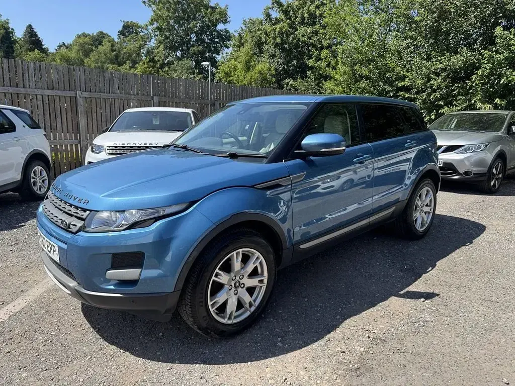 Used Land Rover Range Rover evoque Pure 150 HP (110 kW) 2013 Blue SUV