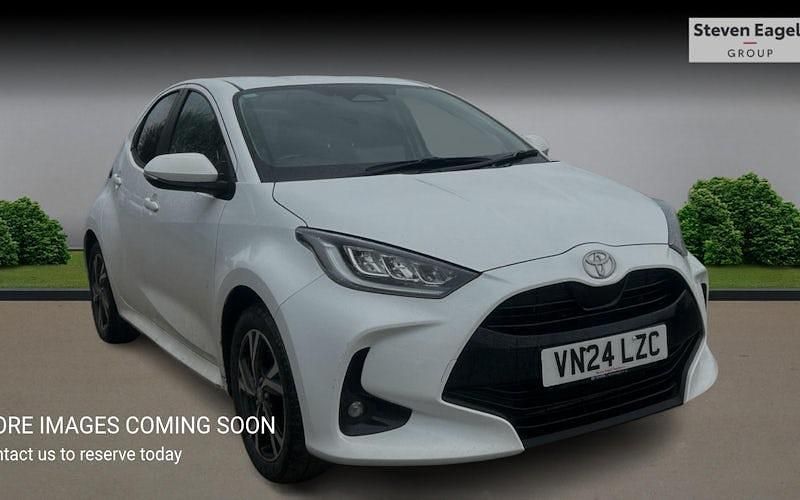 Used Toyota Yaris Hybrid Design 116 HP (85 kW) 2026 Hatchback