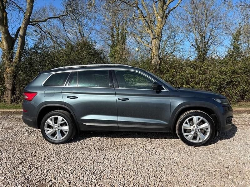Begagnad Skoda Kodiaq 150 HK (110 kW) 2017 Grå SUV