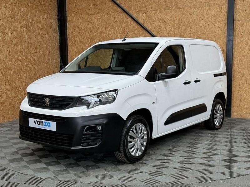 Used Peugeot Partner Premium 2021 White MPV