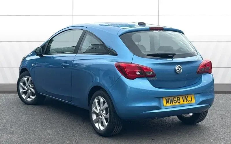 Second-hand Vauxhall Corsa 75 CP (55 kW) 2019 Albastru Hatchback