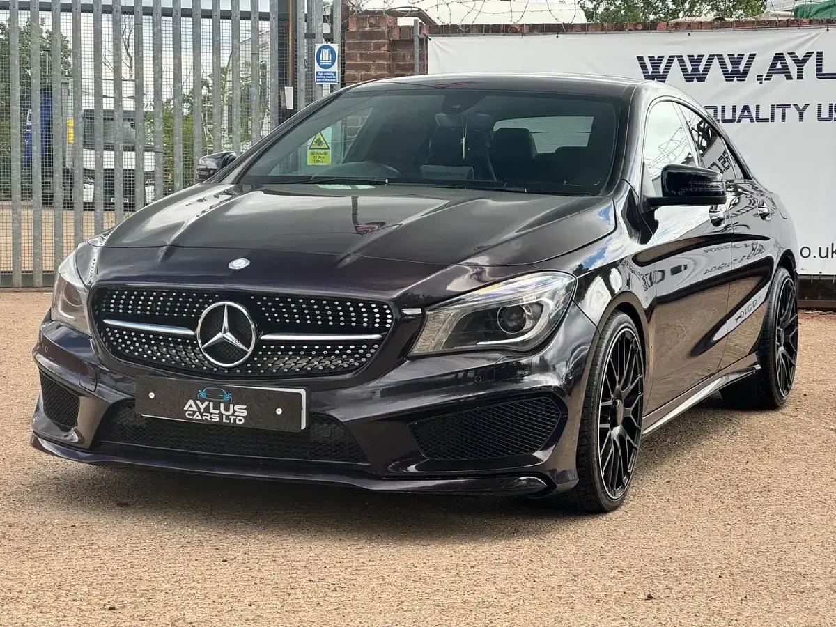 Used Mercedes CLA180 AMG 122 HP (89 kW) 2015 Mauve/purple Sedan