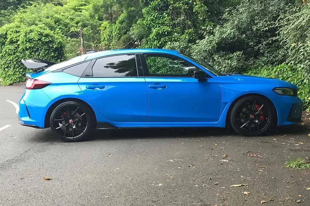 Used Honda Civic Type R 329 HP (241 kW) 2023 Blue Hatchback
