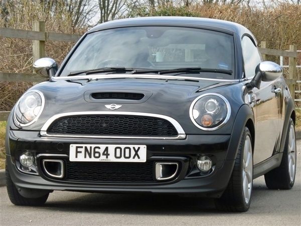 Sapphire black metallic Used 2014 Mini Cooper SD Coupé Coupe | £6,995 (Fair price) - Image 1/1
