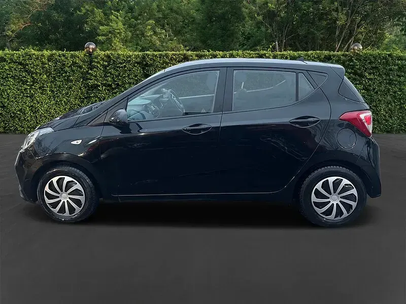 Used Hyundai i10 SE 87 HP (63 kW) 2014 Black Hatchback
