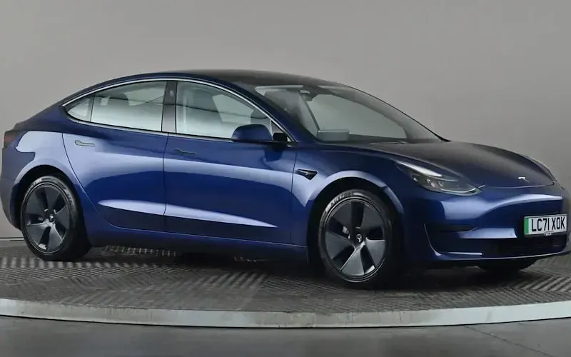 Used Tesla Model 3 Standard Range 208 kW (283 HP) 2021 Sedan