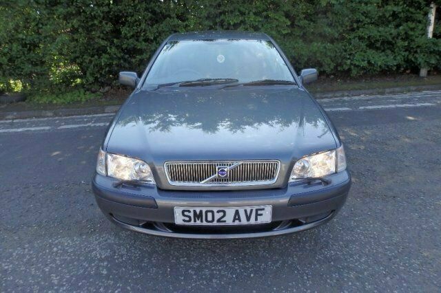Begagnad Volvo V40 2002 Kombi