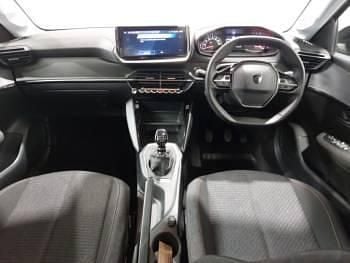 Second-hand Peugeot 208 Style 101 CP (74 kW) 2025 Negru Hatchback