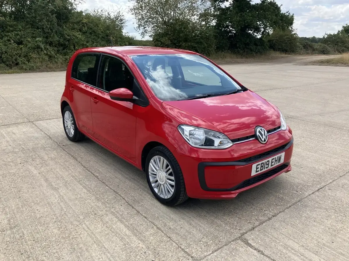 Used VW up! move up! 60 HP (44 kW) 2019 Red Hatchback