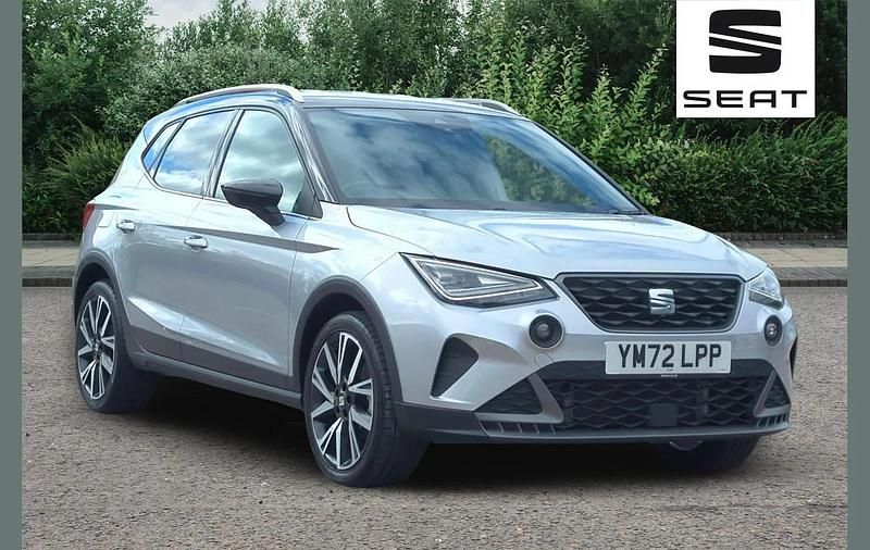 Used Seat Arona FR 110 HP (80 kW) 2023 Silver SUV