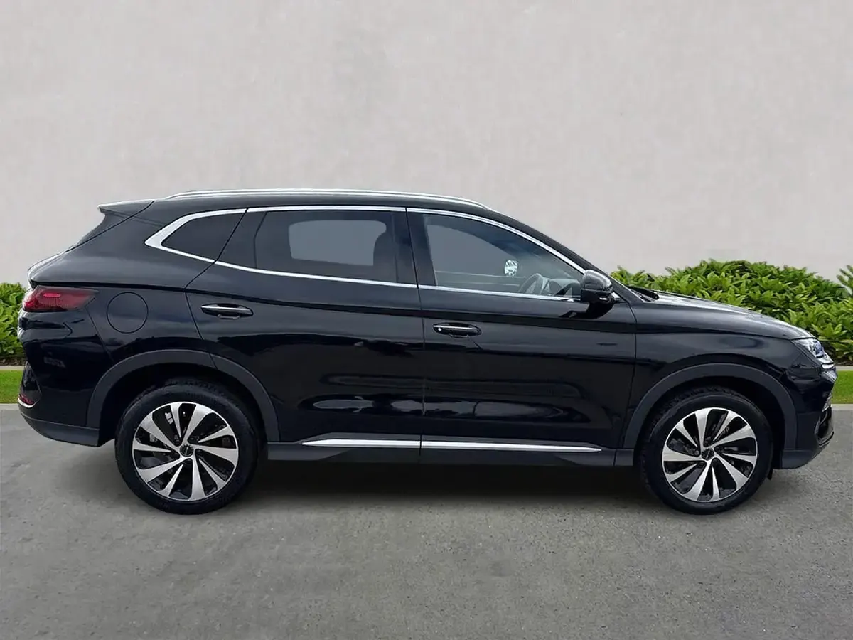 Used BYD Seal U Comfort 324 HP (238 kW) 2025 Black SUV