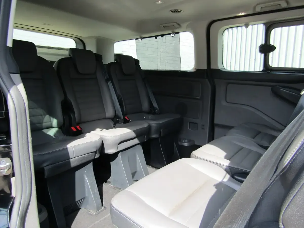 Used Ford Tourneo Custom Titanium 130 HP (95 kW) 2019 Black Van