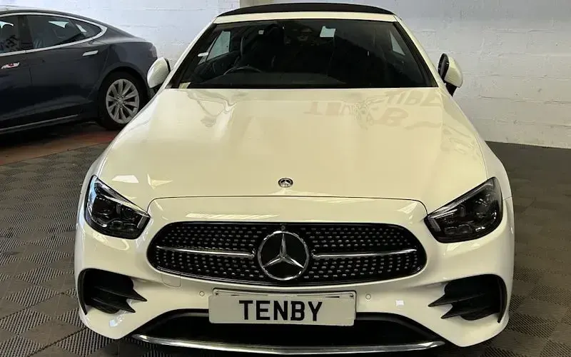 Used Mercedes E300 AMG Line Premium 258 HP (189 kW) 2023 Cabriolet